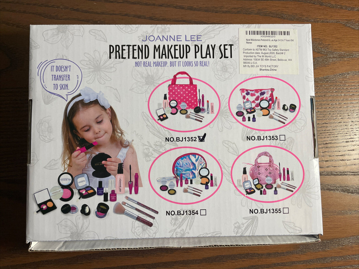 Kids Pretend Makeup 13 Piece Play Set by Joanne Lee